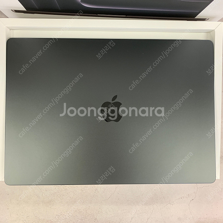 맥북 프로 16 인치 M3pro 36램 단순개봉--1