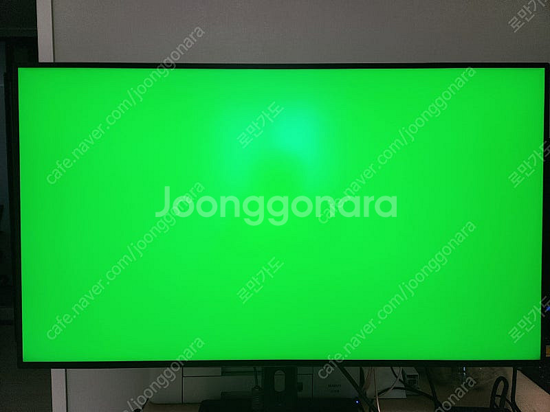 비트엠 뉴싱크 3280U 4K 32인치 모니터.--5