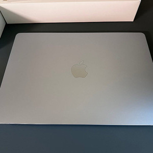 M4 맥북에어 15 16gb 256gb 신품급