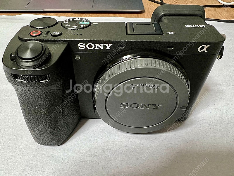 소니 카메라 a6700 팝니다 ( sony ) 보증기간...--2