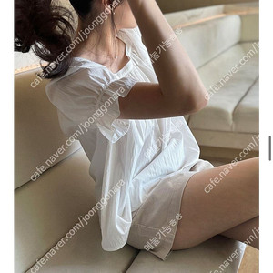 엘로주 블라우스