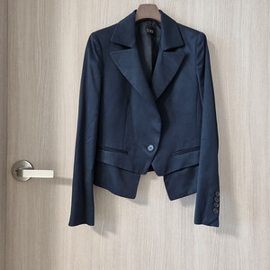 타임 블랙 숏 자켓