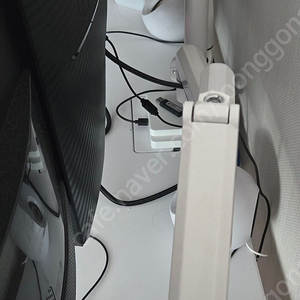 카멜마운트 트리플 모니터암 거치대 화이트 CMA-2TP