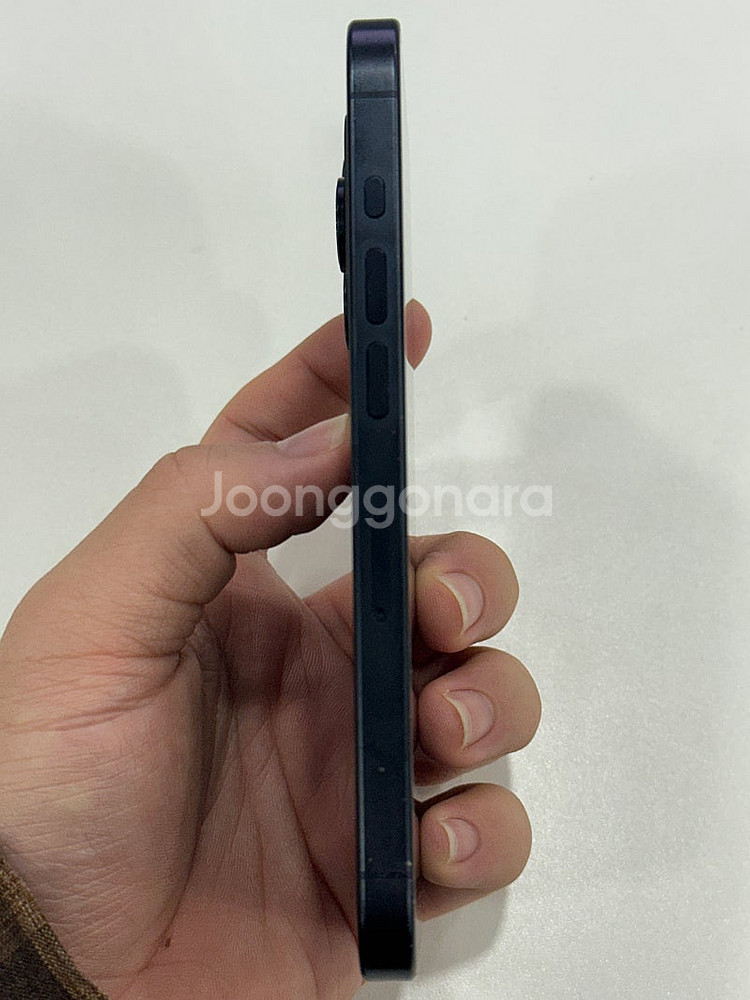 아이폰15프로 블루티타늄 128기가 80만원 판매합니다...--3