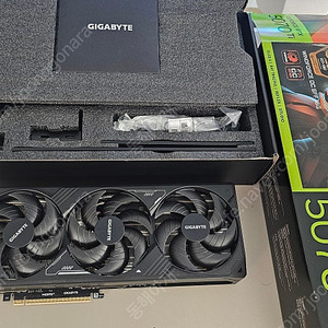 지포스 RTX 5070 Ti 윈드포스 OC에디션(풀박) 팝니다. [geforce windforce oc edition]