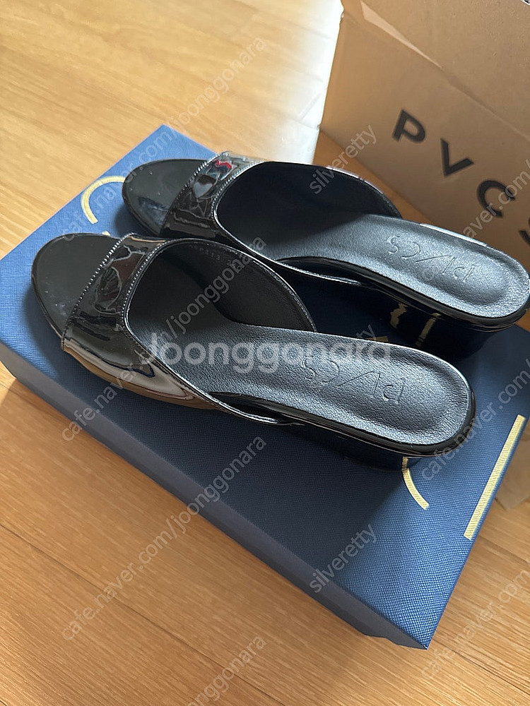 pvcs 라운드 프렌치 뮬 블랙 240--1