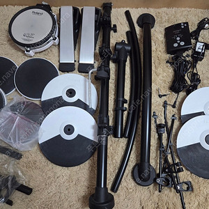 롤랜드 전자드럼 TD-1K + PD-80R + OP-TD1C 판매합니다 (크래시 2개 구성)