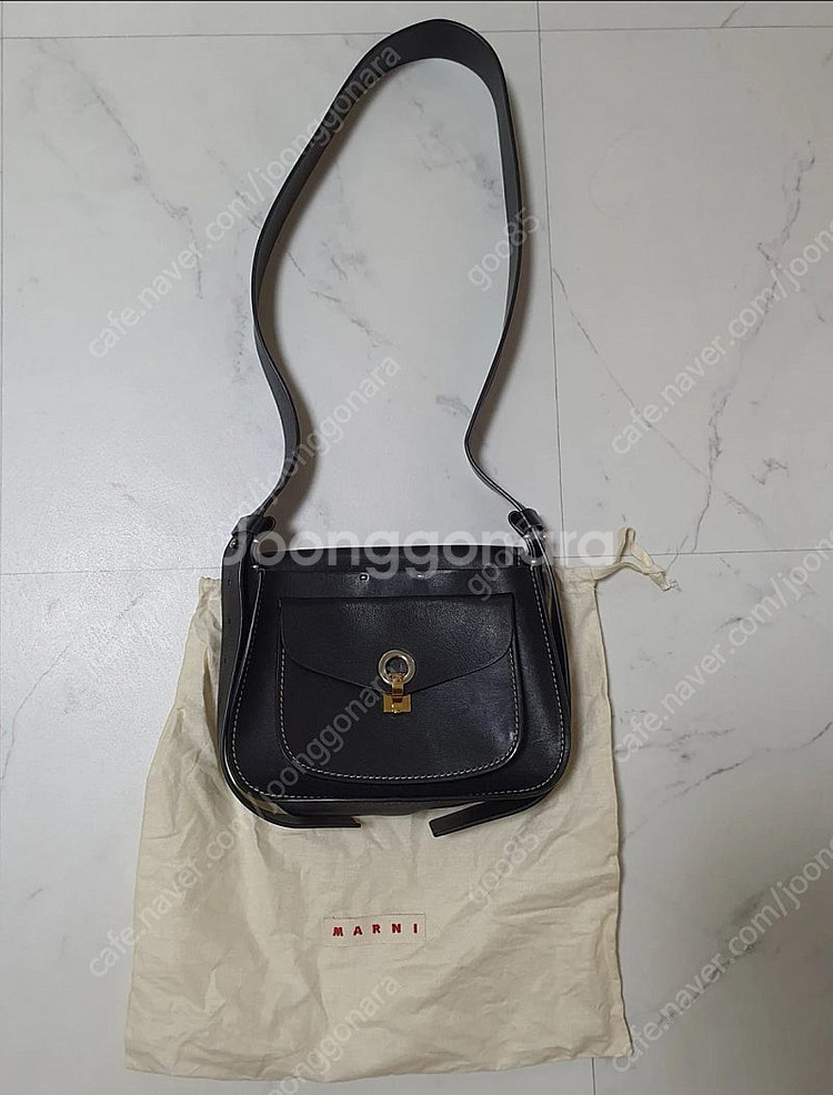 마르니 블랙 가죽가방--0