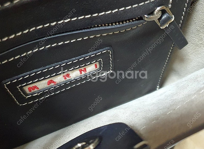 마르니 블랙 가죽가방--6