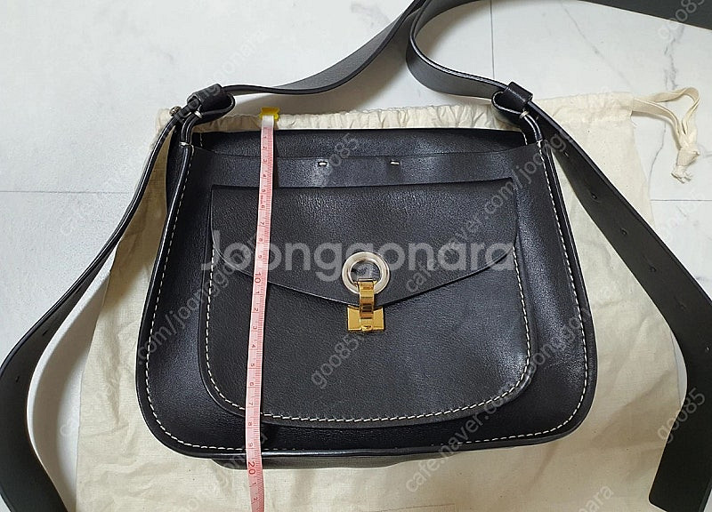 마르니 블랙 가죽가방--9