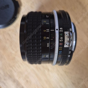 니콘 24mm f2.8 렌즈 팝니다