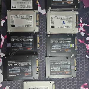 각종 2.5인치 SATA SSD 판매합니다.