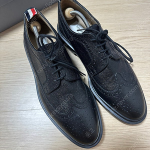 톰브라운 윙팁 블랙 270 us9