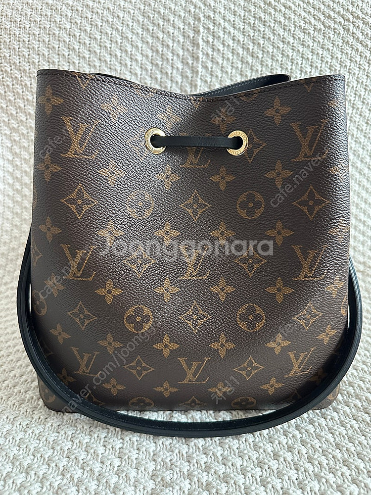 루이비통 네오노에 MM 블랙--1