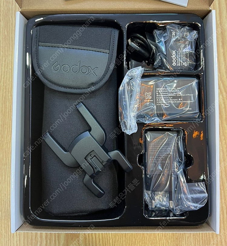 [고독스] Godox V1 플래쉬 조명 판매합니다!--4