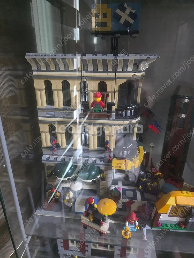 레고 중고품 여러개 팝니다 (10211,10218,10224,10232,10255,71006,21303,미니피규어)--2