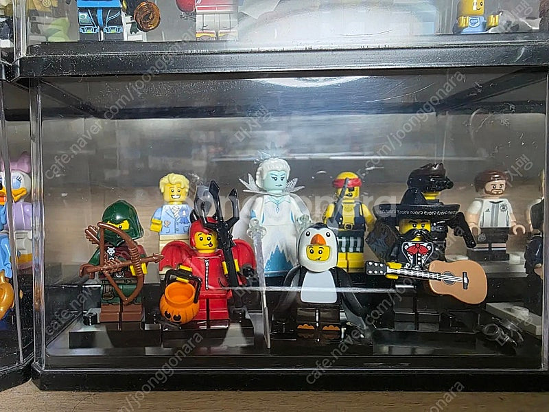 레고 중고품 여러개 팝니다 (10211,10218,10224,10232,10255,71006,21303,미니피규어)--9