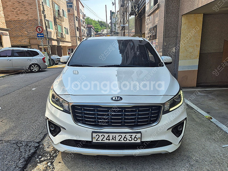 2020년 더 뉴 카니발9인승 디젤 럭셔리 오토 팝니다--2