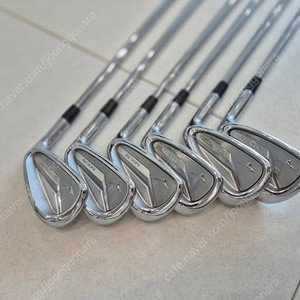 MX 70 forged 5-p 아이언 팝니다