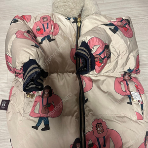 리미떼두두 패딩 s 4만원