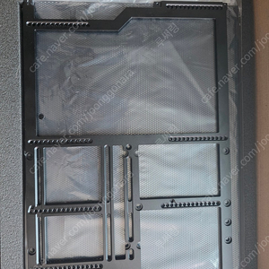 ncase m2 무타공화이트 판매합니다.