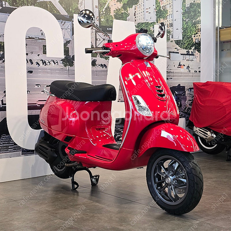 베스파 LX125 신차급 500키로대--2