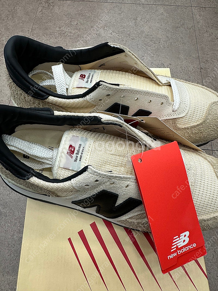 뉴발란스 990v1 메이드 인 USA 인센스 마카다미아...--3