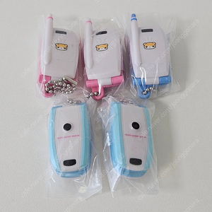 메루푸치 핸드폰 가챠 폴더폰 y2k 키링