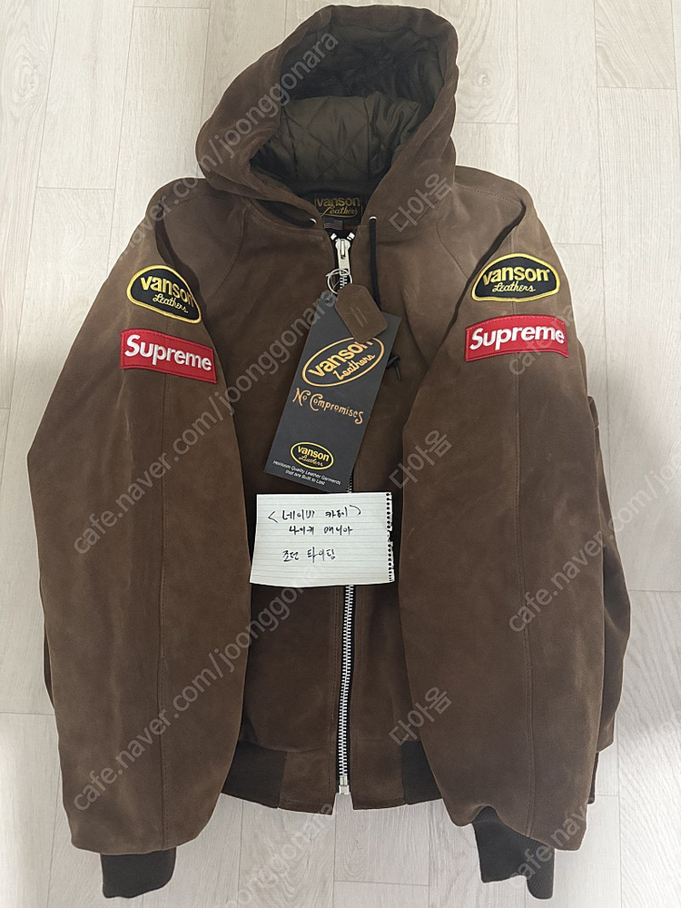 [L] 슈프림 x 밴슨 레더 후드 워크 자켓 스웨이드 - 24FW--1