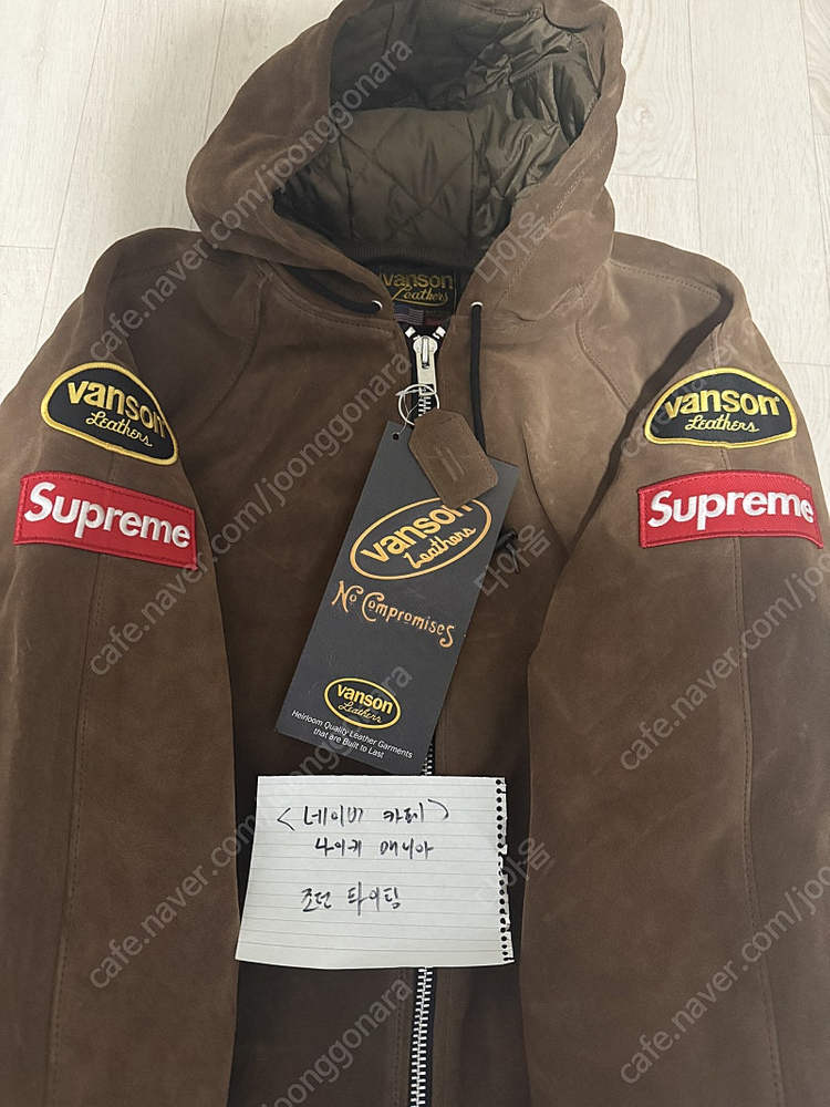 [L] 슈프림 x 밴슨 레더 후드 워크 자켓 스웨이드 - 24FW--2