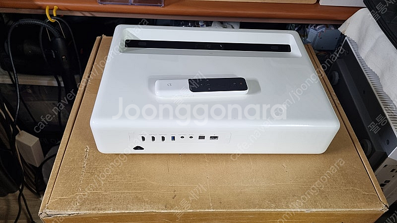 [팝니다] Xiaomi Laser 단초점 프로젝터--0