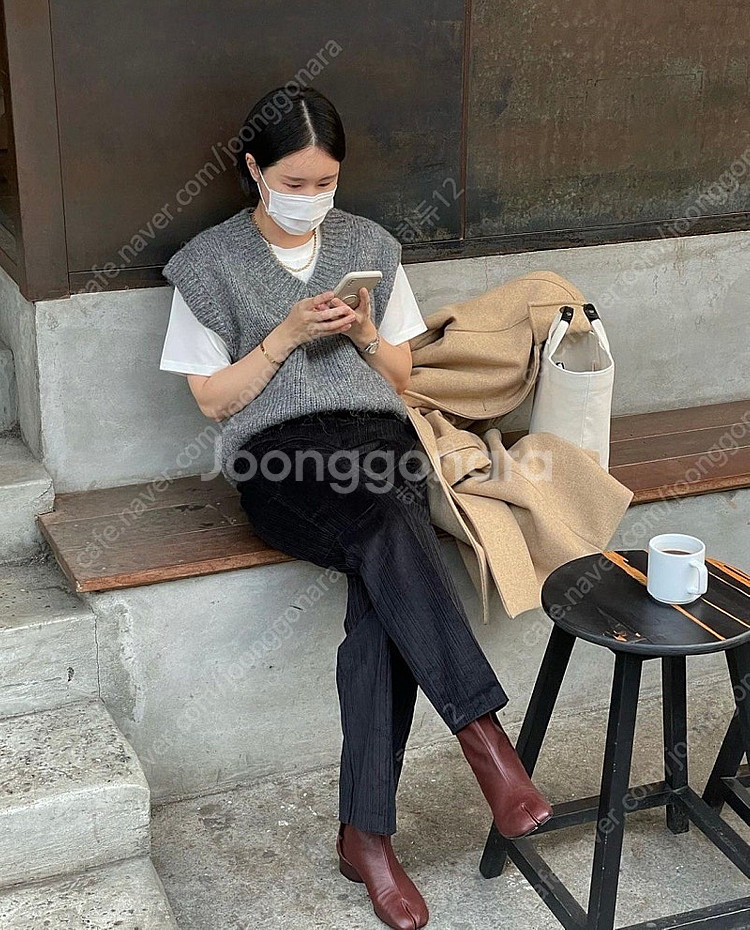 어그스트 베이지보울 알파카 니트 베스트--3