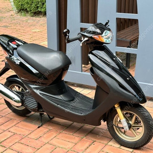디오. 디오50. 디오50z4. HONDA japan original . DIO50 Z4 . 블랙컬러 레어템 스쿠터 판매