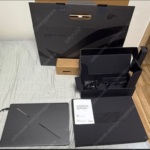 Asus ROG Zephyrus G16 라이젠9AI RTX4070 팝니다.