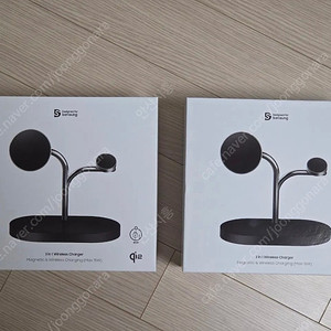 삼성 3 in 1 무선 충전기 팝니다