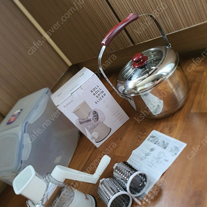 들통형스테인레스찜통+야채다지기채칼기구+락앤락쌀통까지3가지저렴히2만5천원(수원)