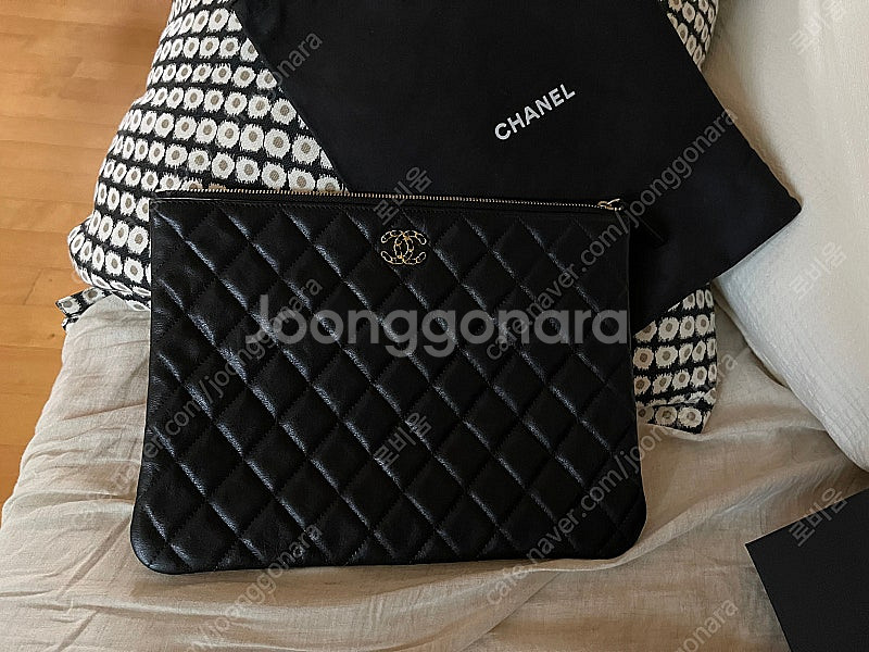 샤넬 클러치(정품)--0