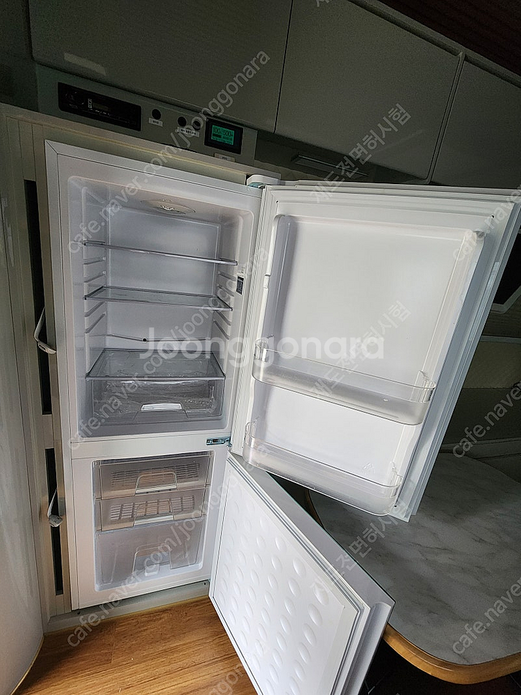 2024년식 스페이스알렌시아 640 푸드트럭 캠핑카 판매합니다! 년식짱짱 옵션 짱짱 가격짱짱짱 출고가1억3천 바로영...--7