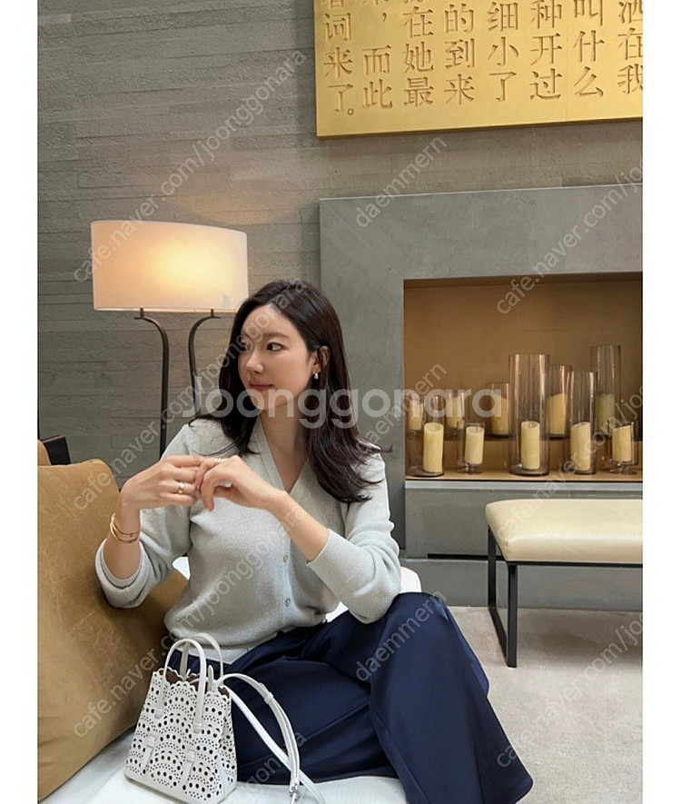 르뮈 헤리티지 가디건 페일실버 6.9만원--1