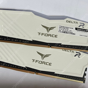T-Force Delta RGB DDR4 8GB 램 3200 2개(16기가) 새재품