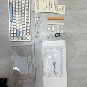 Keydous NJ80-AP(Cream Ivory, Deep Sea Silent Islet) 팝니다.