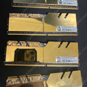 Ddr4 G.Skill Trident Z Royal 지스킬로얄 8gx4 풀뱅크램