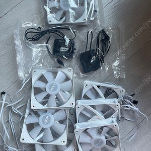 NZXT F120 RGB CORE White