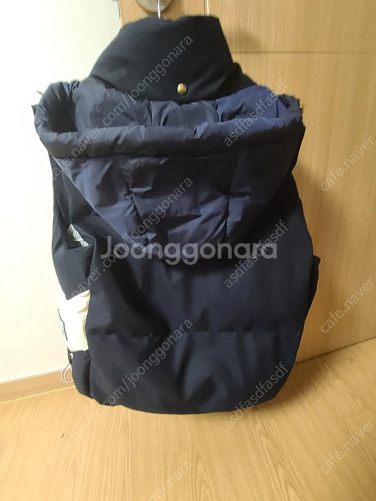 몽클레어x톰브라운 감마블루 패딩 베스트 (블루)--3