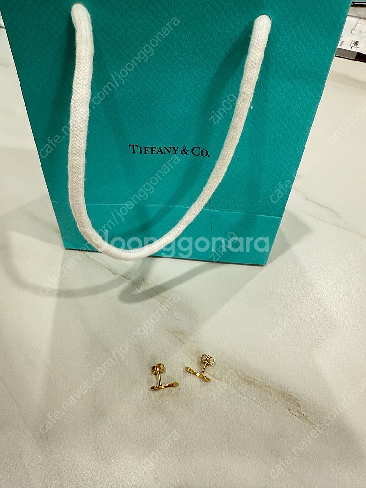 티파니앤코(TIFFANY&CO.) 스마일 이어링 옐로우...--4