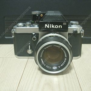 NIKON F2 + DP-1 + 50mm F1.4 / NIKON F + DP-1 + MICRO NIKOKOR 55mm F3.5