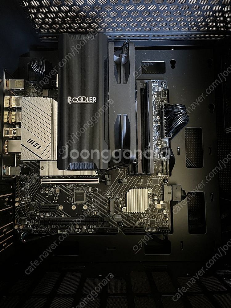인텔13400/32GB RAM/500GB SSD 본체--4