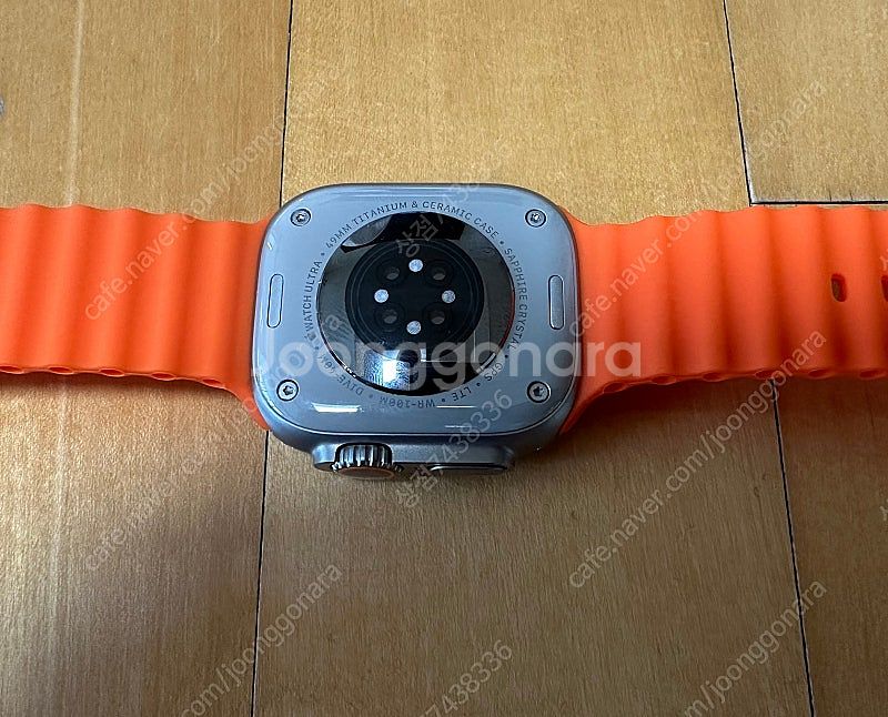 애플워치 울트라1 티타늄 49mm + 스트랩 10종--1