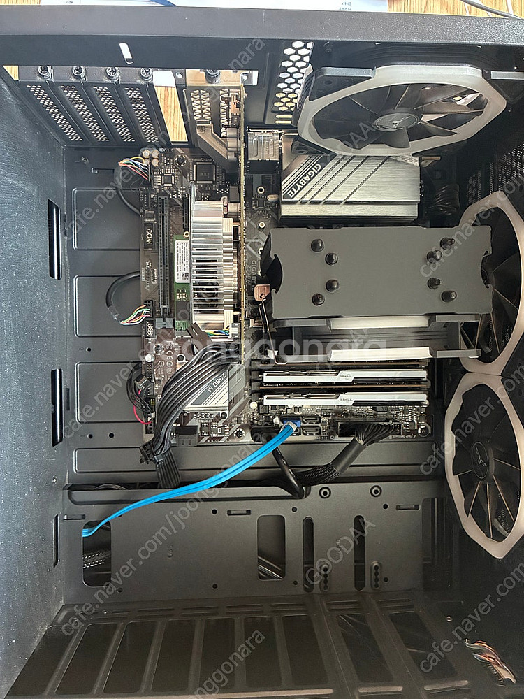 i7-9700k(커피레이크) / 램32기가 / GTX1...--0