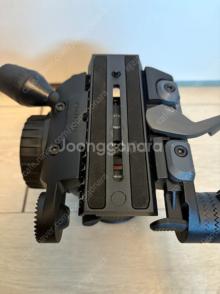 Manfrotto 608 멘프로토 유압식 비디오 해드--1
